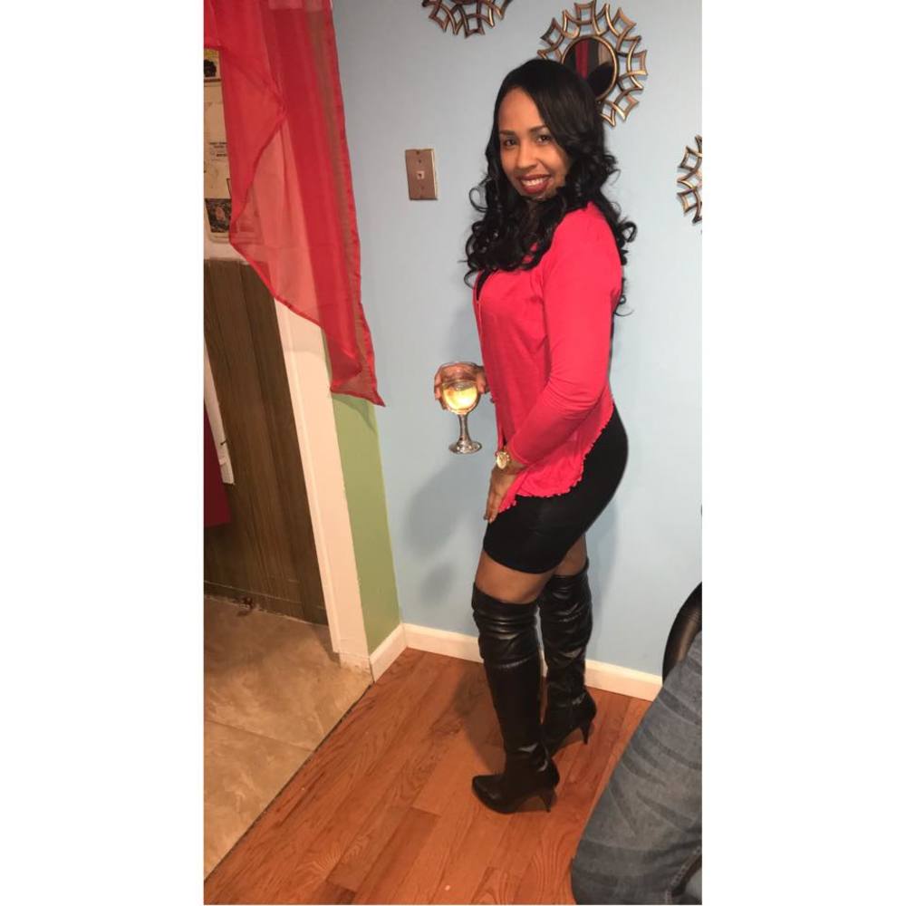 Meet your Posher, Yaniris